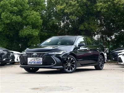 Toyota Avalon tvinnbíll